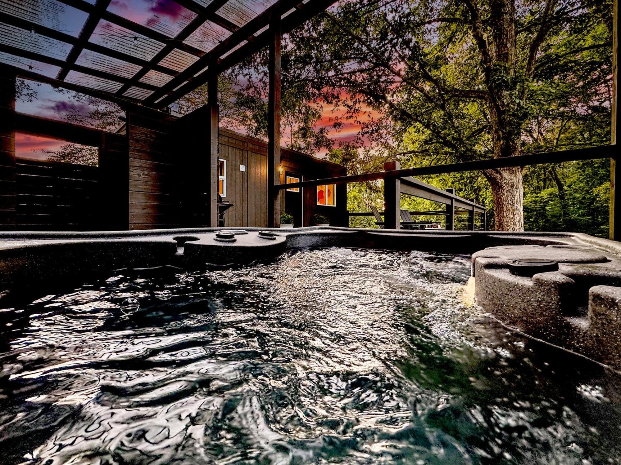 Couples Retreat: King Bed:Hot Tub:Firepit & More Blue Ridge Kültér fotó